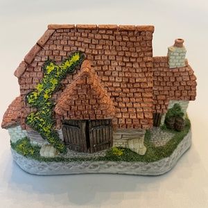 David Winter Harvest Barn